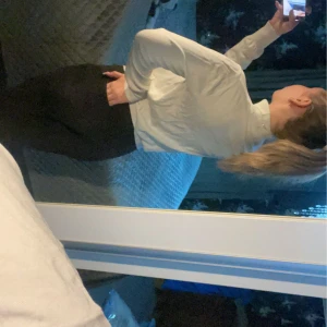 Vit turtleneck långärmad - Vit långärmad turtleneck, aldrig använd🤍💕