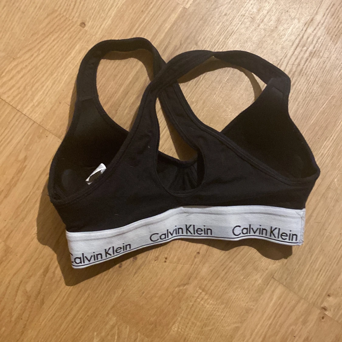 Svart Calvin Klein topp - 90