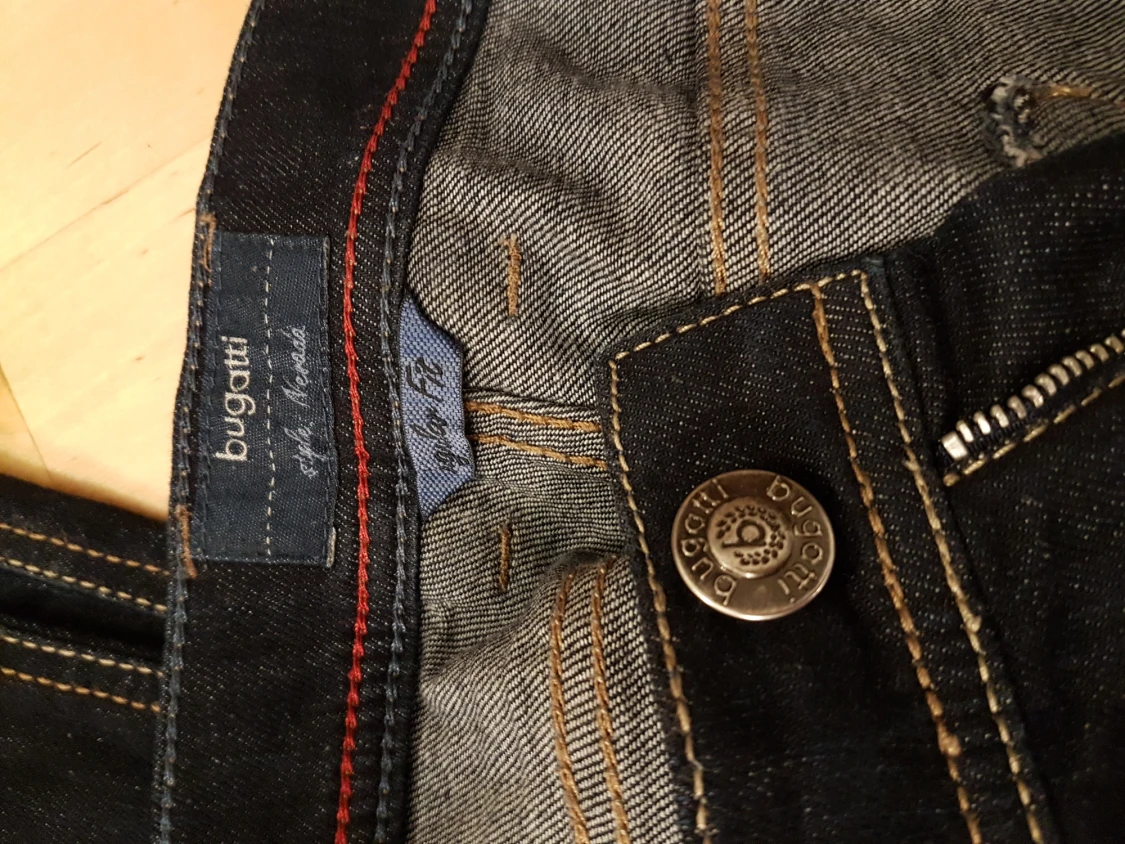 Bugatti Jeans st W34L30 blå