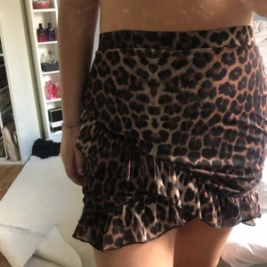 Helt ny kjol från Nelly storlek M  - Helt ny kjol ifrån Nelly 💓 storlek M men mer som en S ! 150kr 💓