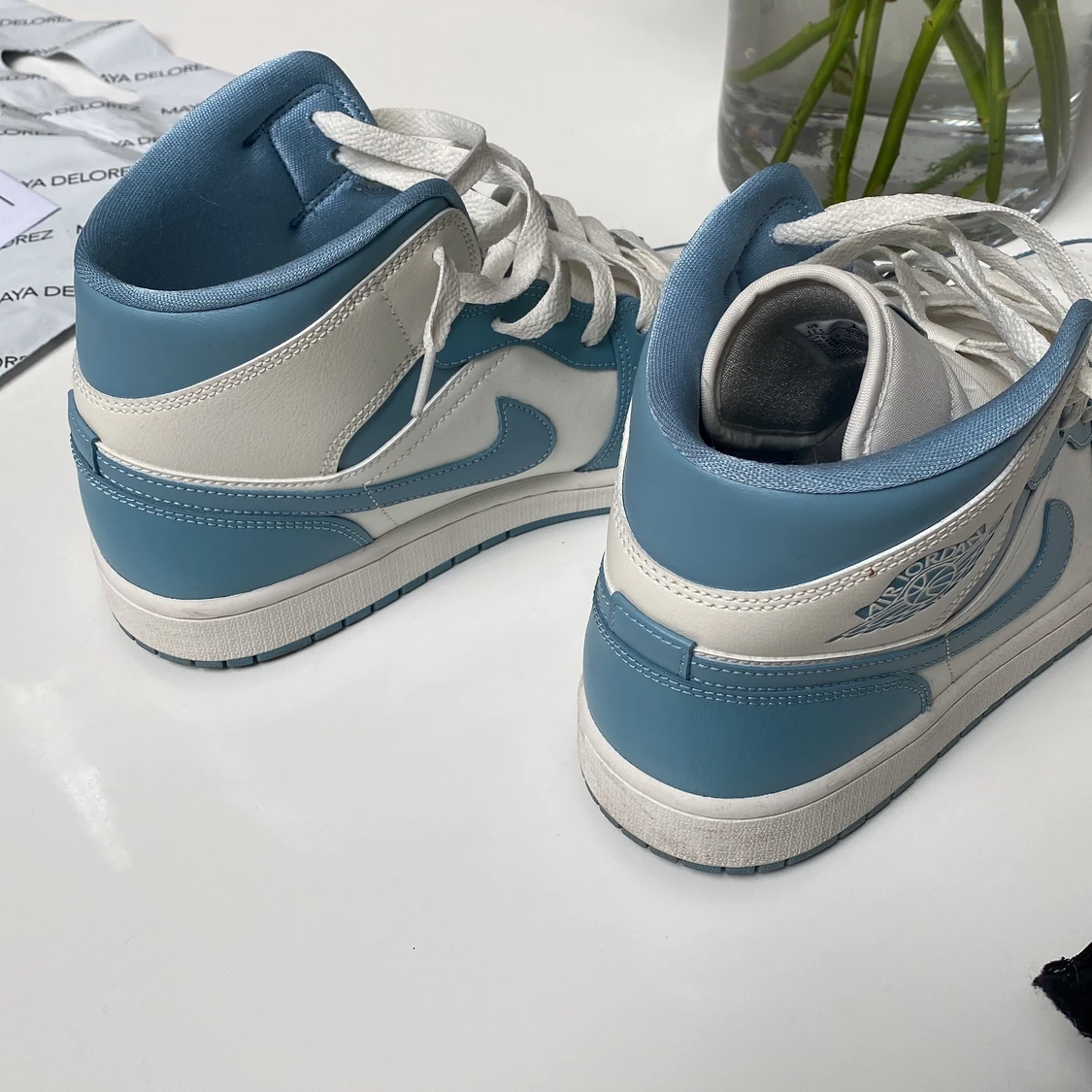 Nike Air Jordan 1 UNC - 90