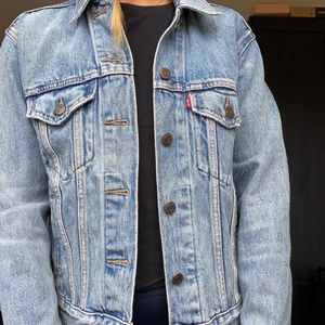 Vintage Levis’ jacka.  - Superfint skick! Storlek xs 