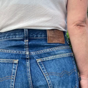 Peak performance jeans - Bra kvalité och bra skick. Jag har mer kläder. Kolla min profil för samfrakt. 