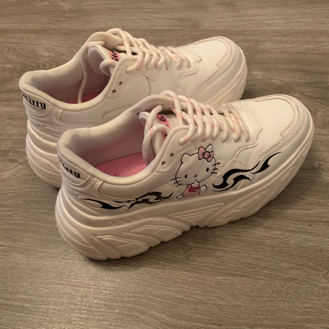 Hello kitty skor - 90