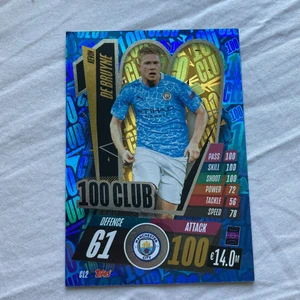 KDB 100 club card + Kante magician card + Halland Dominator card  - Ganska ny dem är i bra skick den som köper först kommer få en gratis Star playerskriv till mig eller i kommentarerna om ni vill förhandla