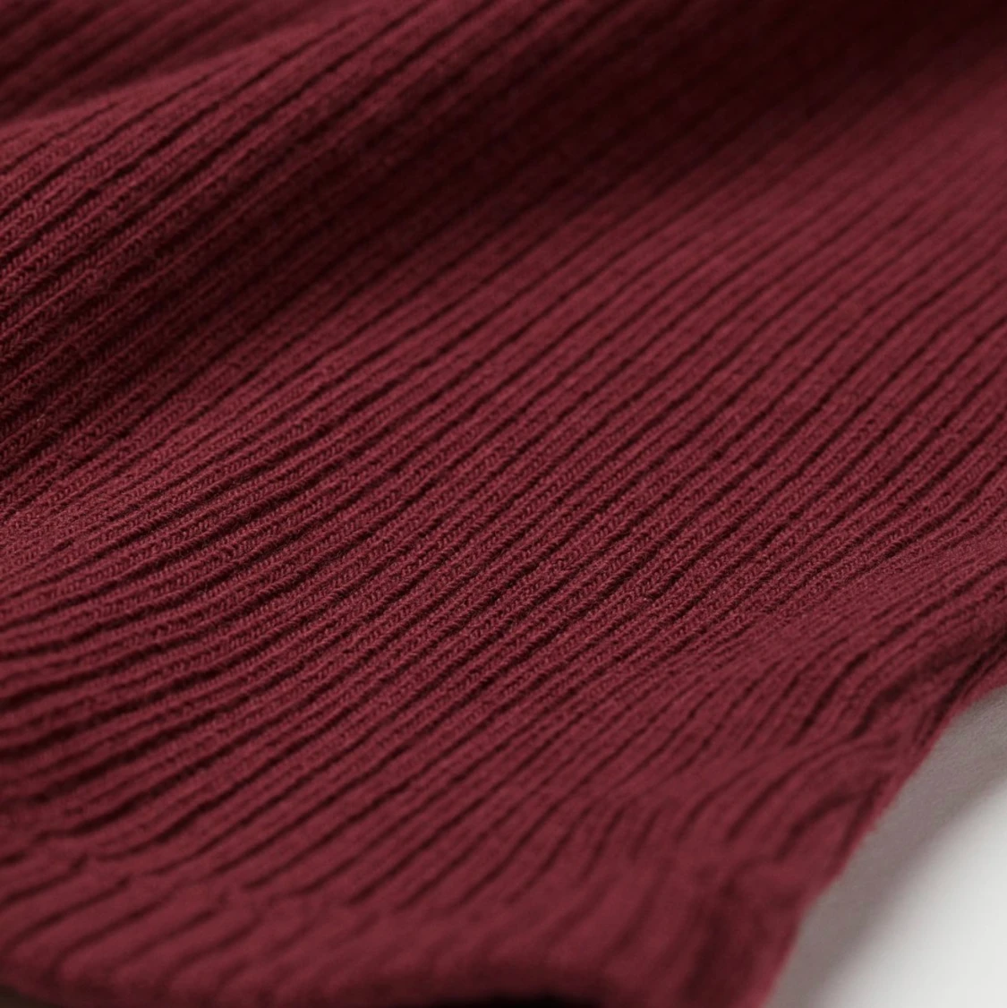 Röd ribbad tröja - 90