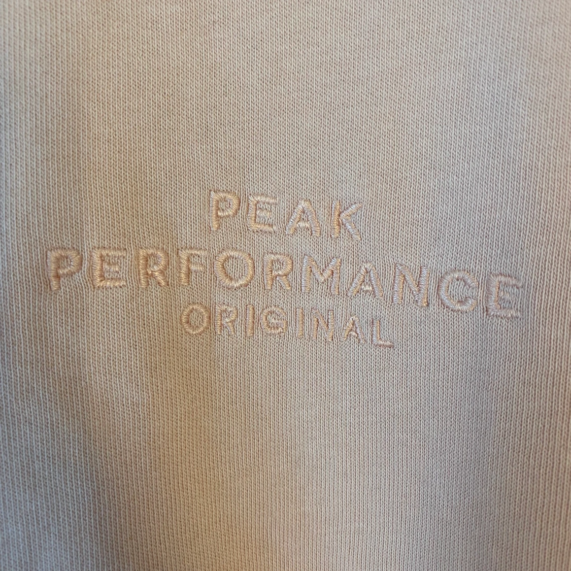 Peak zip hoodie  - 90