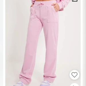 Juicy coutore  - Snyggaste juicy coutore bycorna som knappt är använda. 