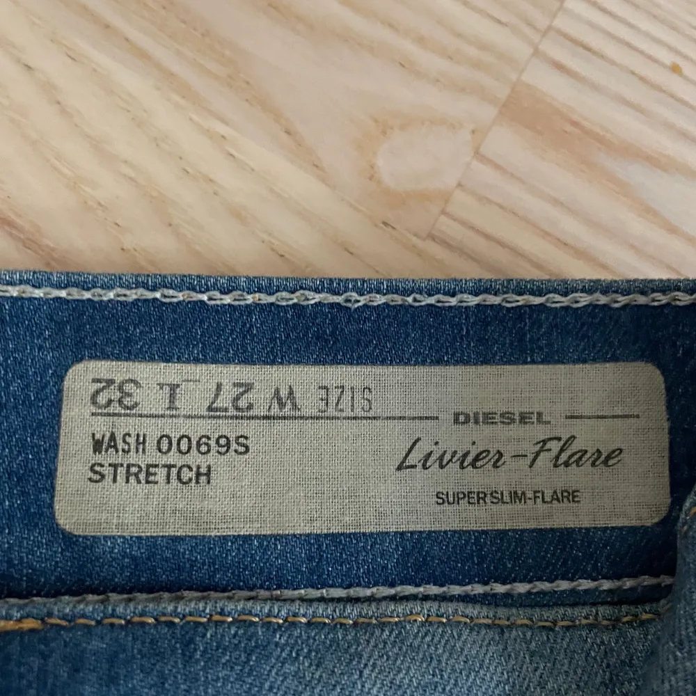 Säljer pga att jag ej använder de, men de är i superbra skick och använda ett fåtal gånger . Jeans & Byxor.