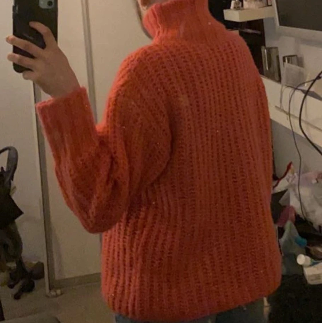 Rosastickad glittrig tröja med krage - 90