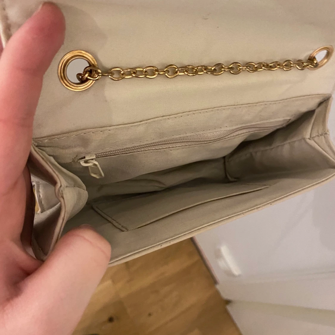 Beige väska  - 90