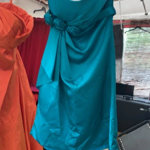 Prom dress  - Prom dress by Phil Collins still got tag on it 