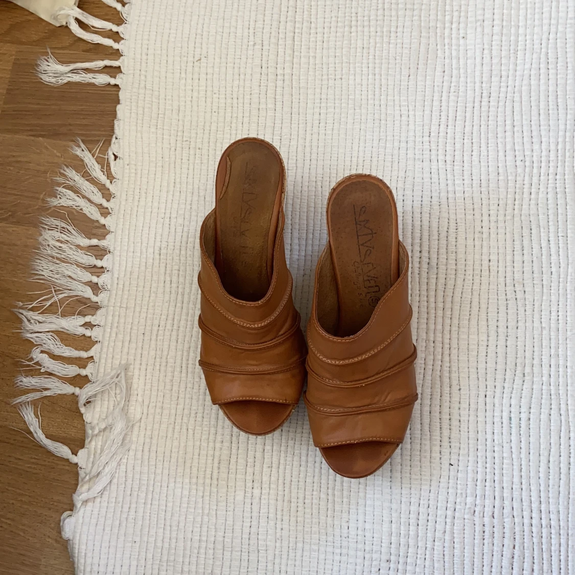 Bruna läderskor Strl 40