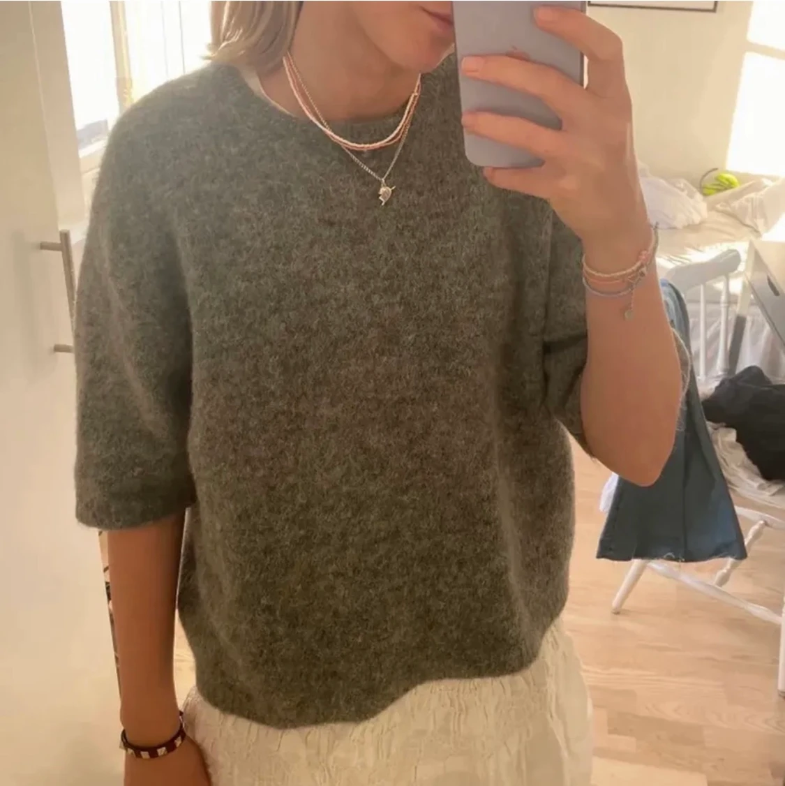 Grå stickad tröja - 90