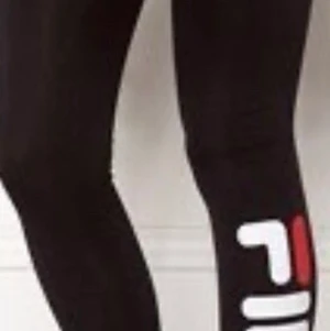 Fila tränings byxor  - Oanvända 