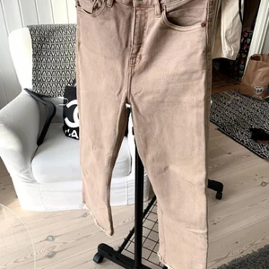 Beiga jeans - Jeans med hög midja, raka vida ben. Nyskick.