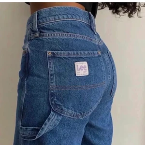 Lee jeans - Säljer dessa jeans från h&m x lee, väldigt bra skick!