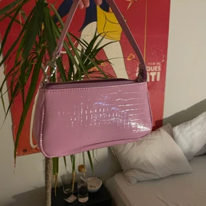 Miniväska - Axelväska i nyskick 🫶🫶