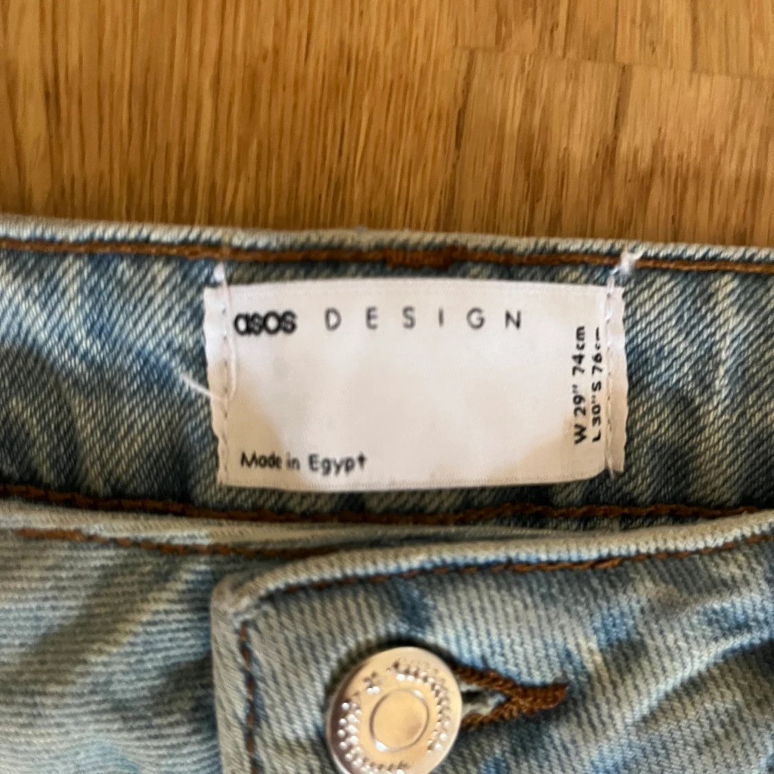 Ljusa baggy jeans från ASOS  - 91