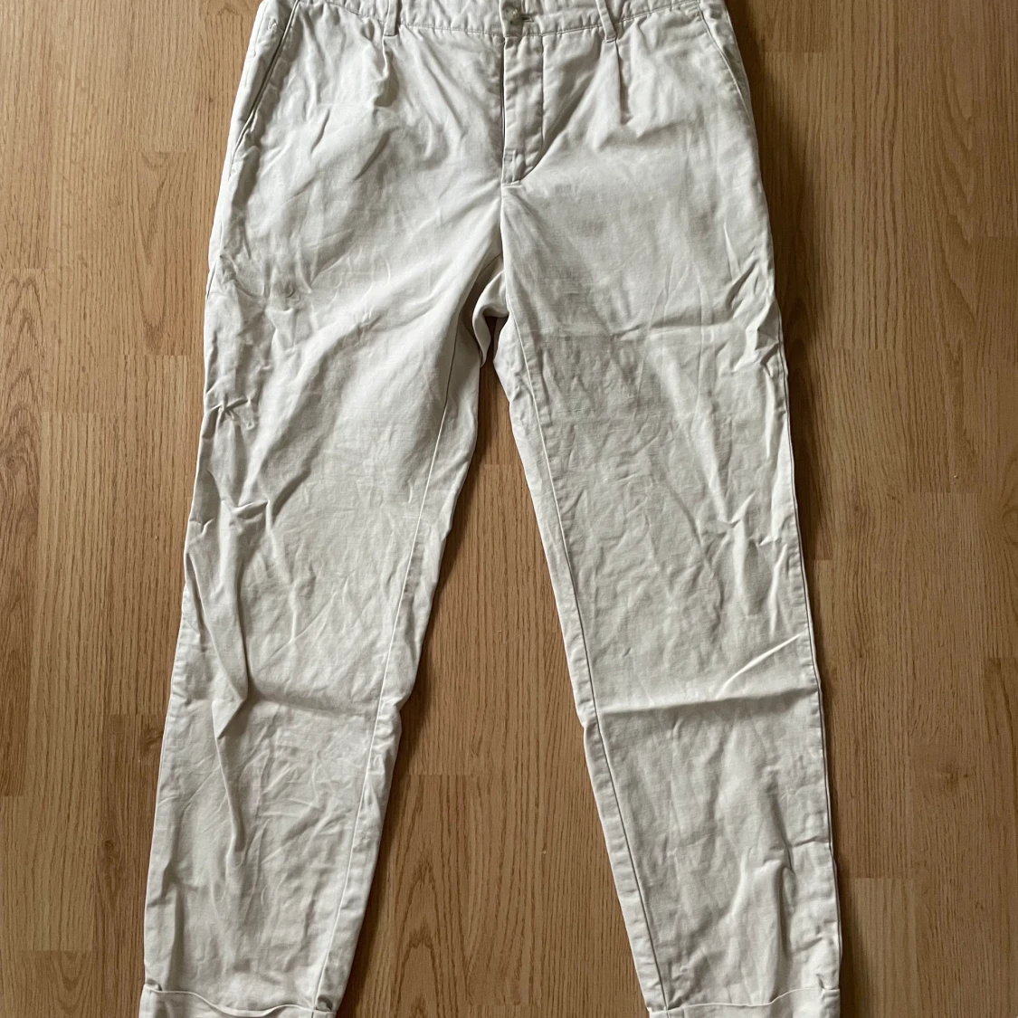 Beigea linneblend byxor