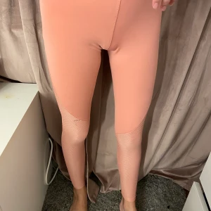 Tränings byxor  - Dessa kommer inte till användning, nypris: 200kr mitt pris 90kr ink frakt 📦 