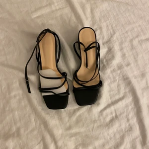 Klackar shein - Aldrig använda.