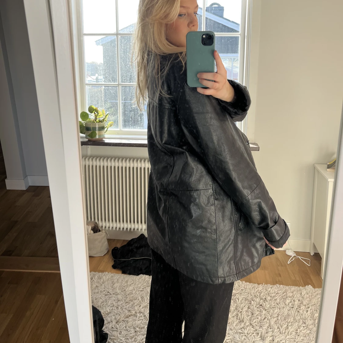 Svart skinnjacka - 90