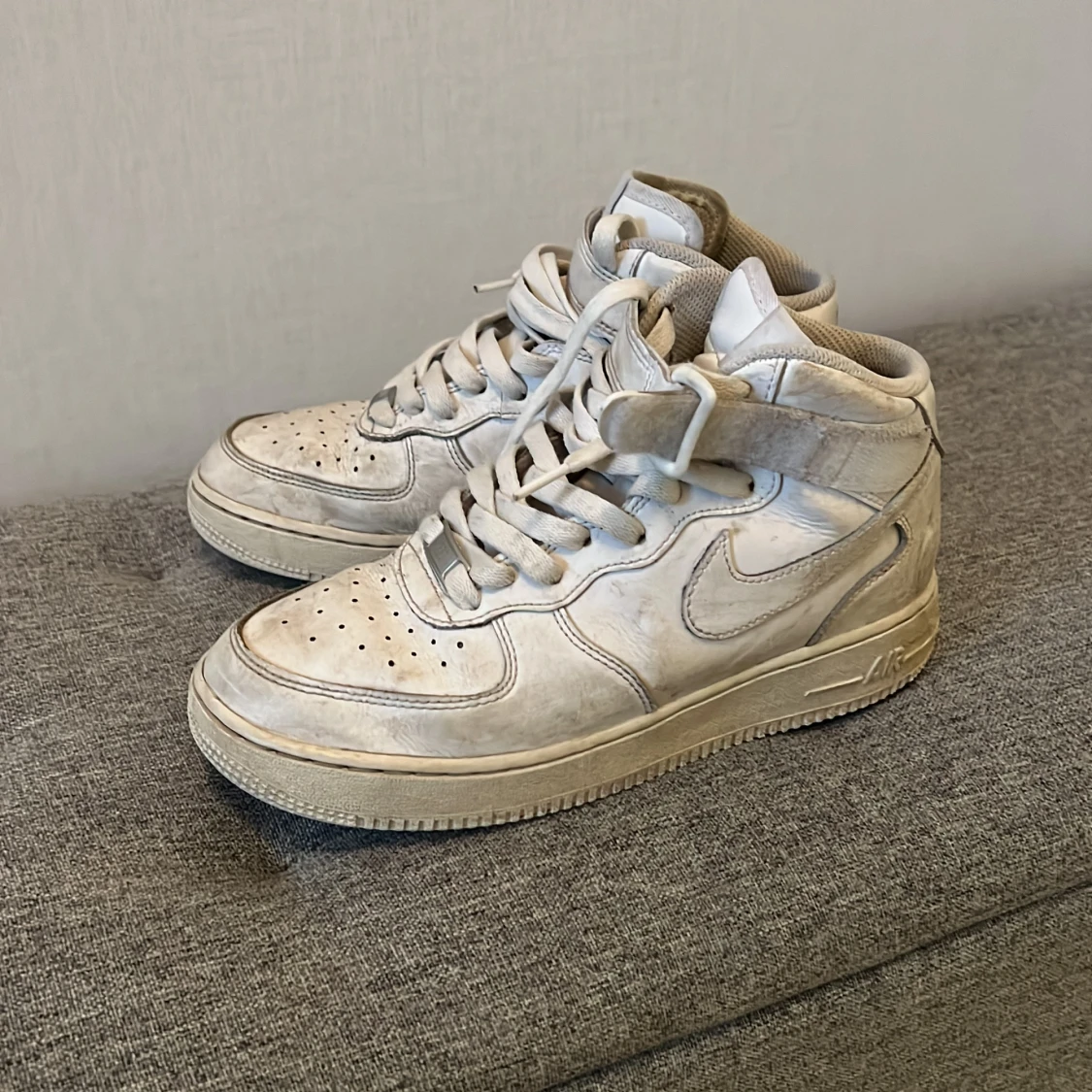 Air Force 1 mid 