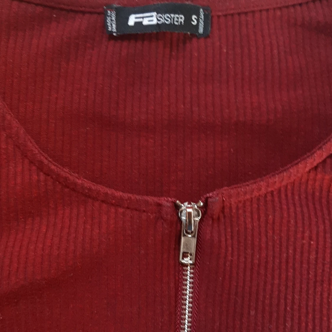 Långärmad röd tröja - 91