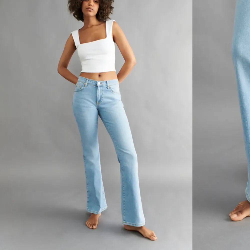 Hej säljer dessa bootcut jeansen  pga dem är för långa på mig ❤️. Jeans & Byxor.