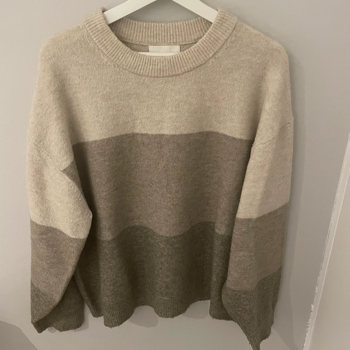 Stickad tröja från hm - 91