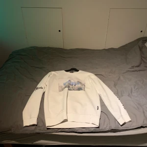 Hoodrich Hoodie  - Hoodrich Hoodie storlek large 