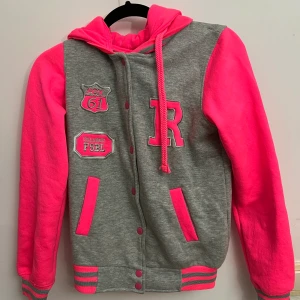 Urban diva tröja - En Urban diva tröja i storlek S/M