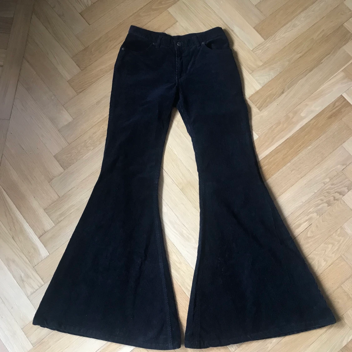 Utsvängda Manchesterbyxor  - 91