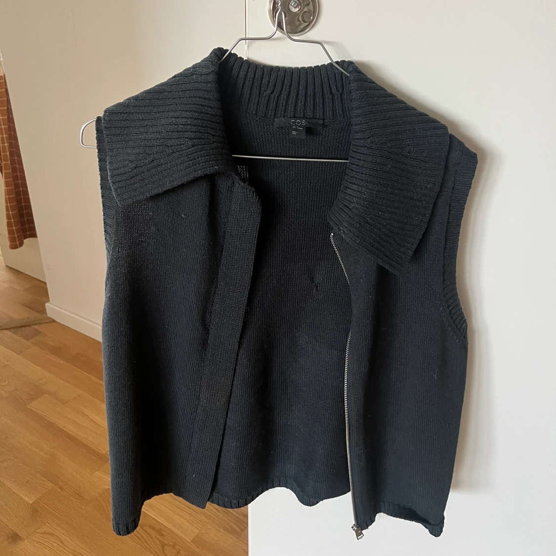 Väst från COS - 91