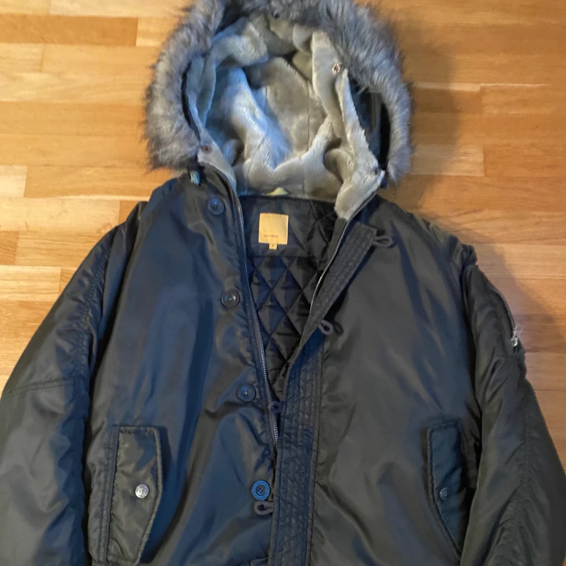 Theo Vinterjacka  - 90