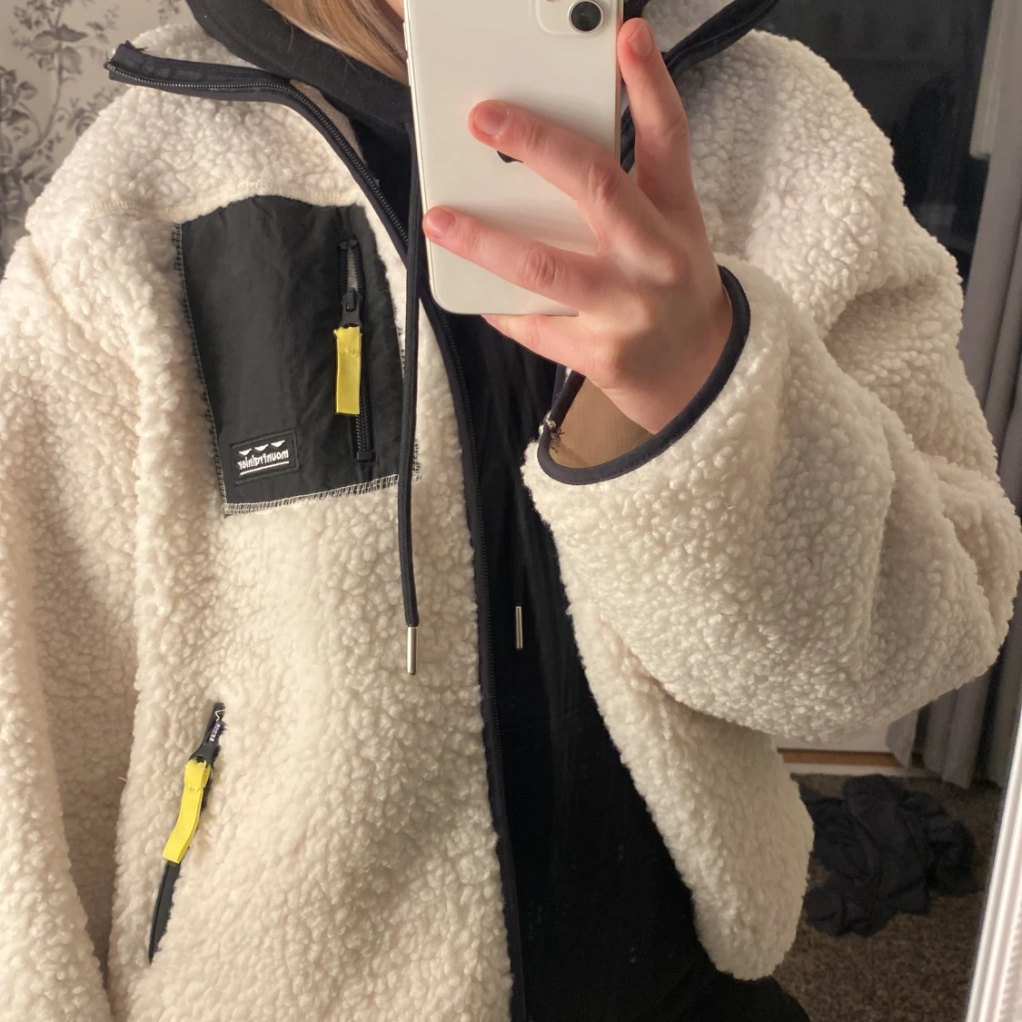 Oanvänd teddyjacka  - 91