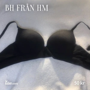 BH från HM - Push up BH från HM storlek 70B, helt ny aldrig använd!✨