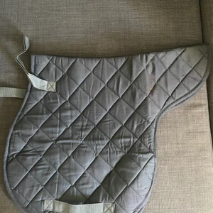 Vojlockar  - Vojlockar storlek ponny, helt oanvända😊 den gråa är lite missfärgat men inget som syns från långt håll!                      För alla tre så blir priset 250 men var för sig så kostar de 100kr st (det grå kostar 50kr)                                                               Köparen står för frakten 💕