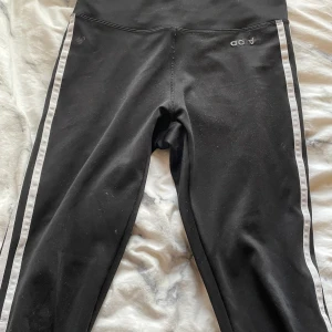 ADIDAS - för liten