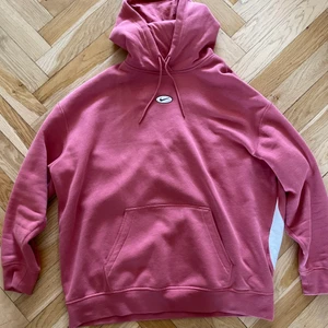 Nike vintage  - Nike vintage unisex i storlek M-L. Fortfarande väldigt bra skick och svår att få tag i. 