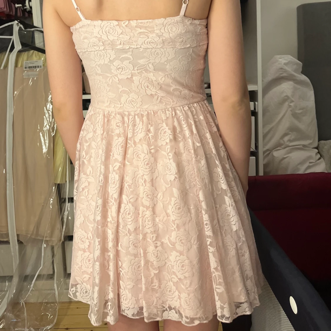 Fin rosa klänning - 90