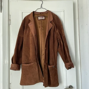 Brun mockajacka  - Brun mockajacka! Vintage. Kan skickas mot porto, avhämtning föredras. 