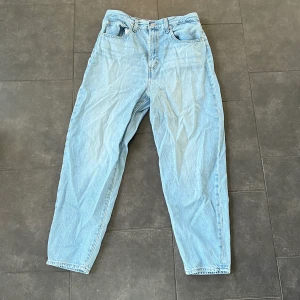 Levi’s jeans - Levi’s jeans HIGH LOOSE TAPER Storlek W30 L27 Fint skick