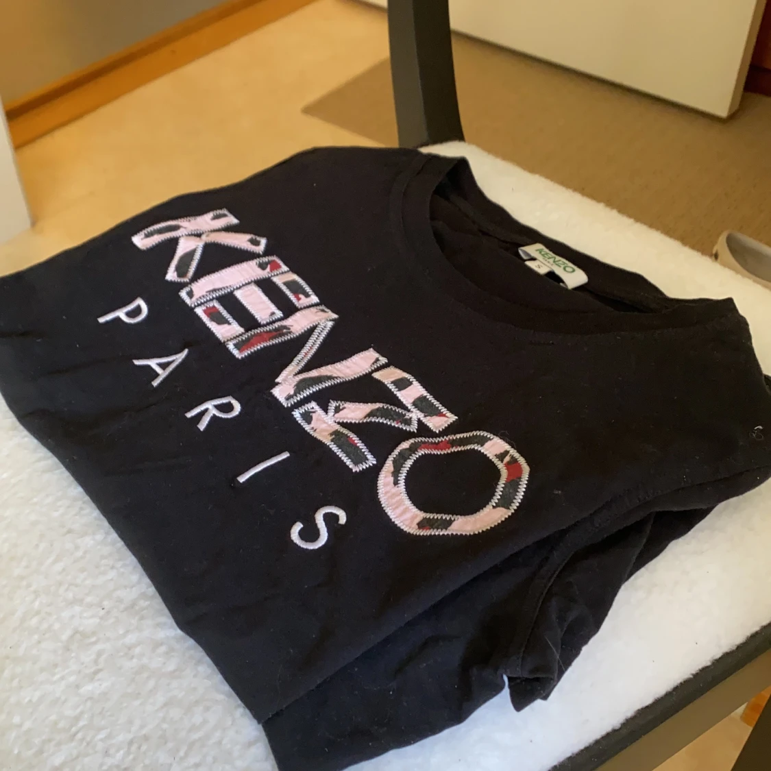 Tshirt från kenzo - 90