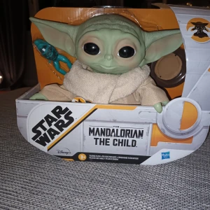 Baby Yoda, Mandalorian The Child - Helt ny i obruten förpackning. Nypris 400:-
