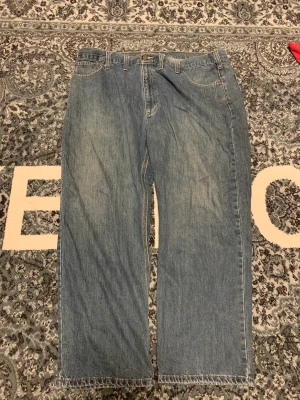 Carhartt Byxor - Carhartt byxor i fint skick. 