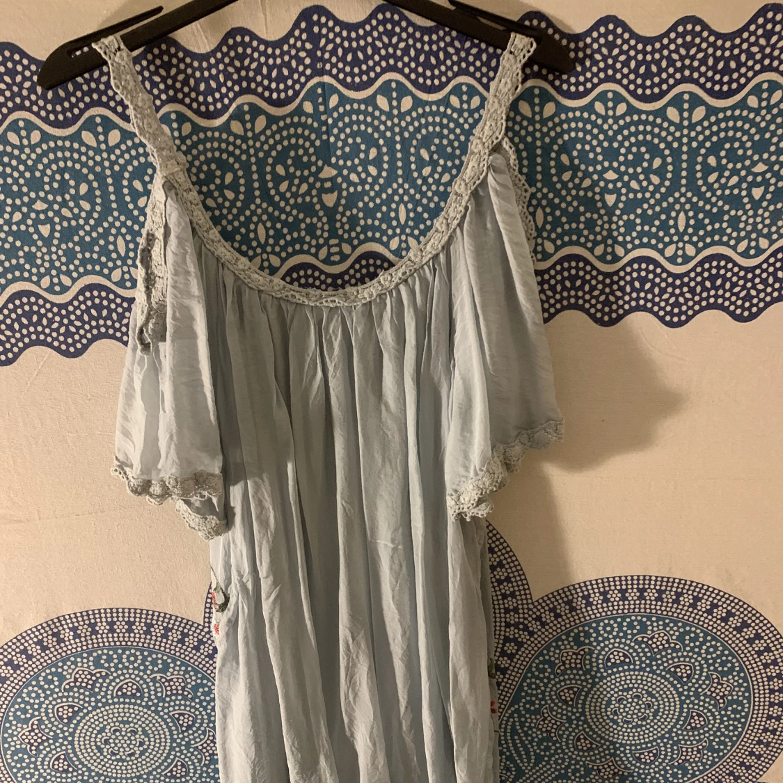 Flowy blommig klänning - 90