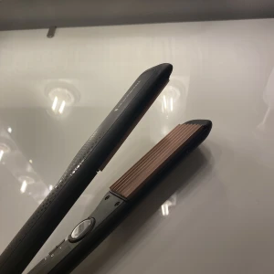 Krustång/våffeltång  - Krustång/våffeltång i nyskick!💕 använd en gång och resultatet blir superfint 