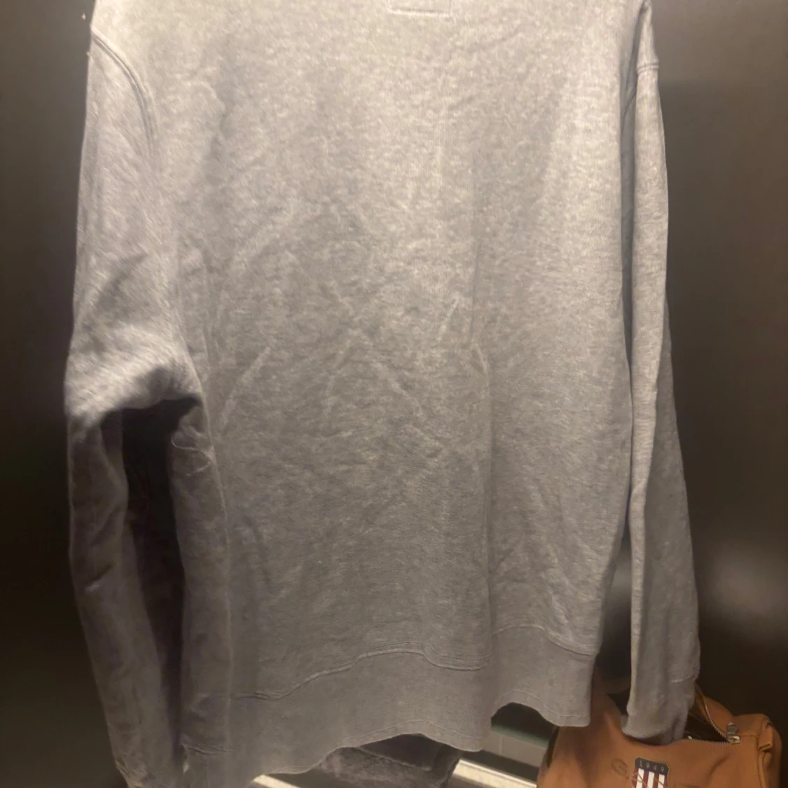 Grå sweatshirt med tryck från '47 - 2